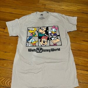 DISNEY graphic tee